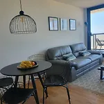 Modern Apartment First Line Beach Montevideo Uy
