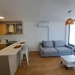 4 Personas, Nuevo, Centrico