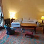 Apartamento De Estilo En Edificio Patrimonial