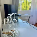 Habitacion En Carrasco, Cerca Del Aeropuerto