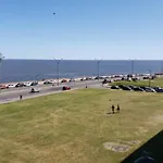 Frente Al Mar