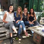 Habemus Hostel