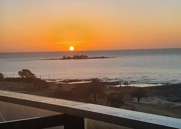 Modern Apartment First Line Beach Montevideo Uy