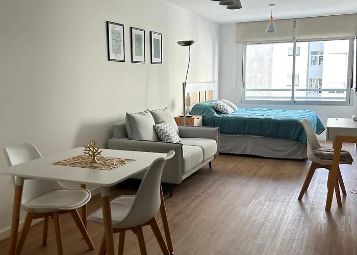 Hermoso Apartamento A 150 Metros De La Rambla