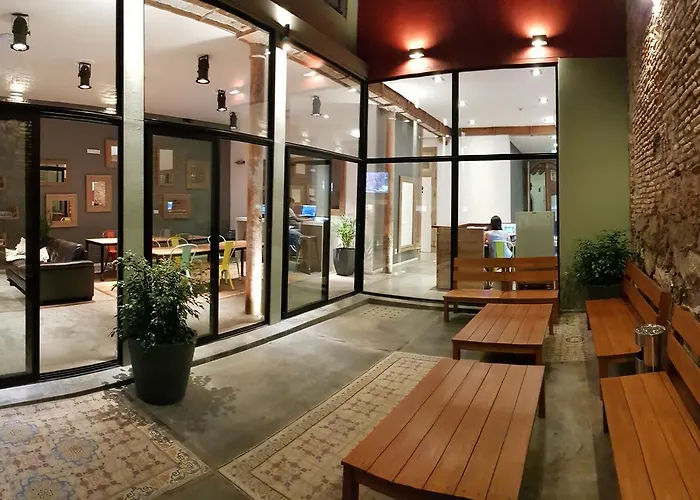 Circus Hostel&Hotel Montevideo