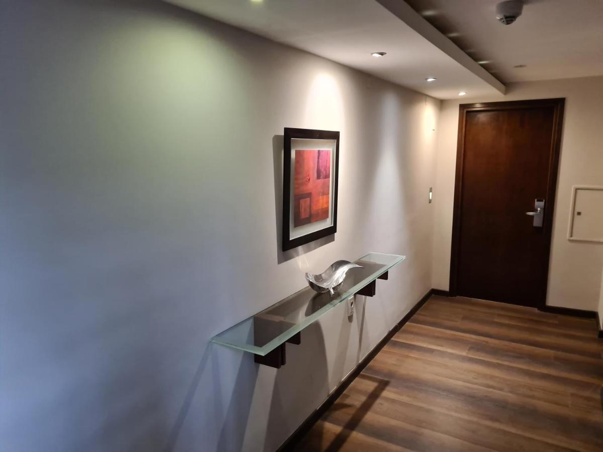 Crystal Tower 4* Montevideo