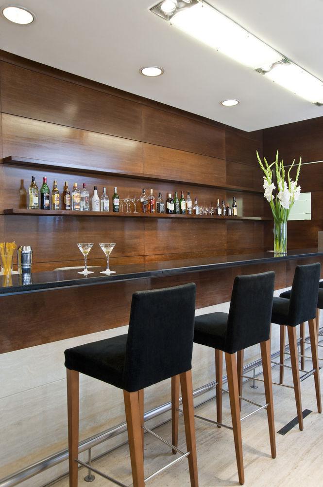 Hotel Nh Columbia 4*