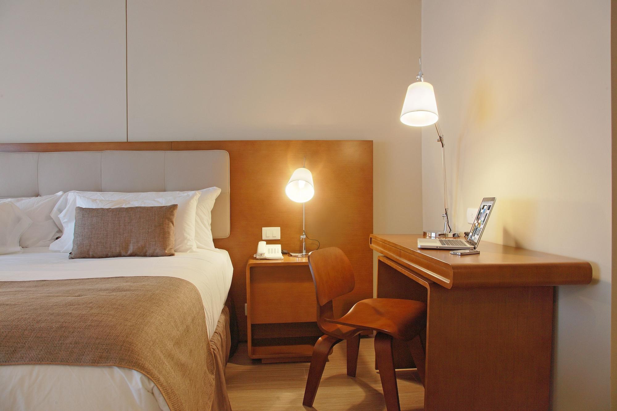 Dazzler By Wyndham Hotel