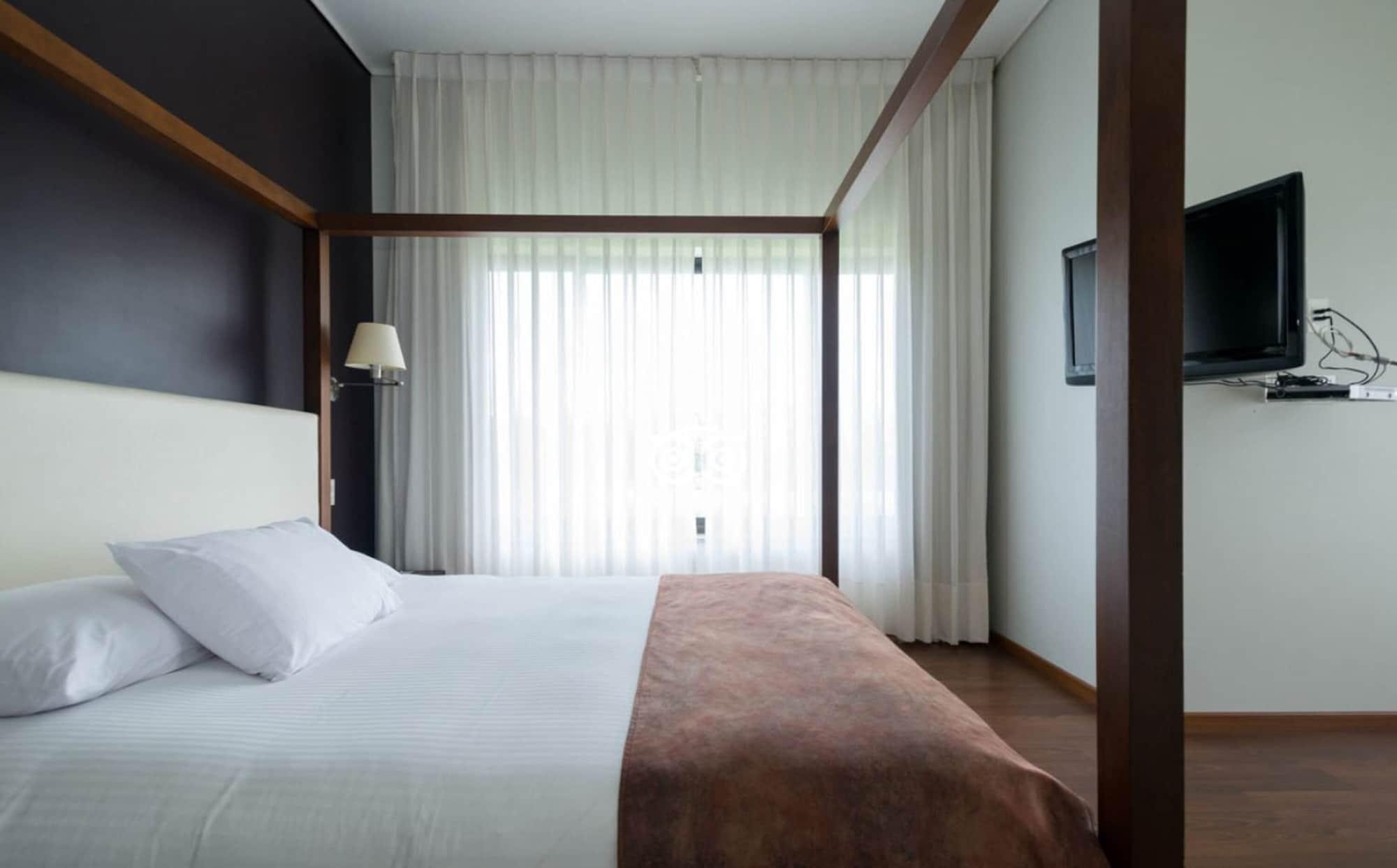 Regency Park Hotel 4*