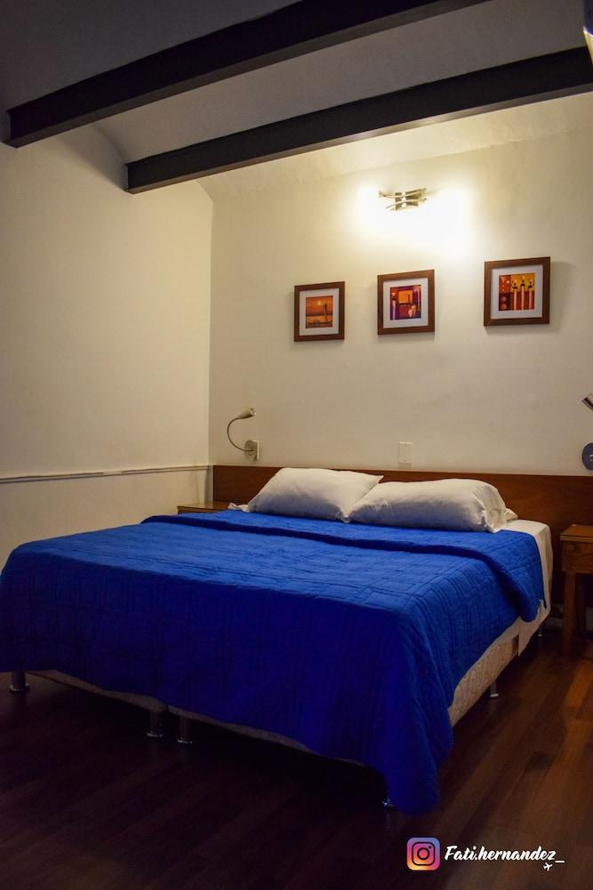 Casablanca 2* Montevideo