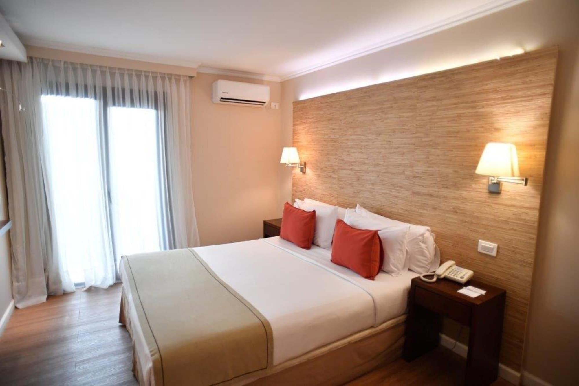 Hotel Pedro Figari Boutique 4*
