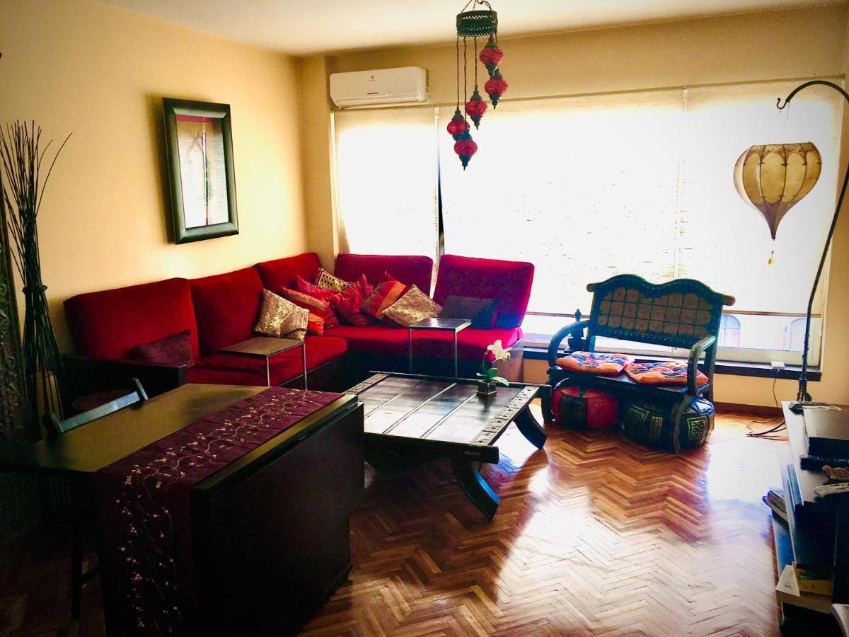 Luminoso Y Muy Cómodo En El Centro De Mvd. Apartamento *