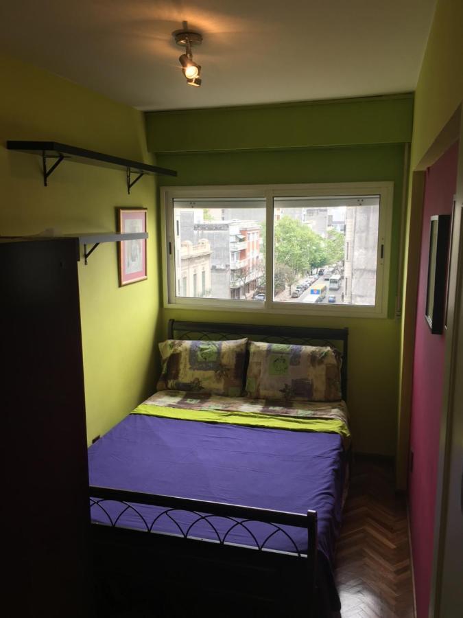 Apartamento Luminoso Y Muy Cómodo En El Centro De Mvd. Montevideo