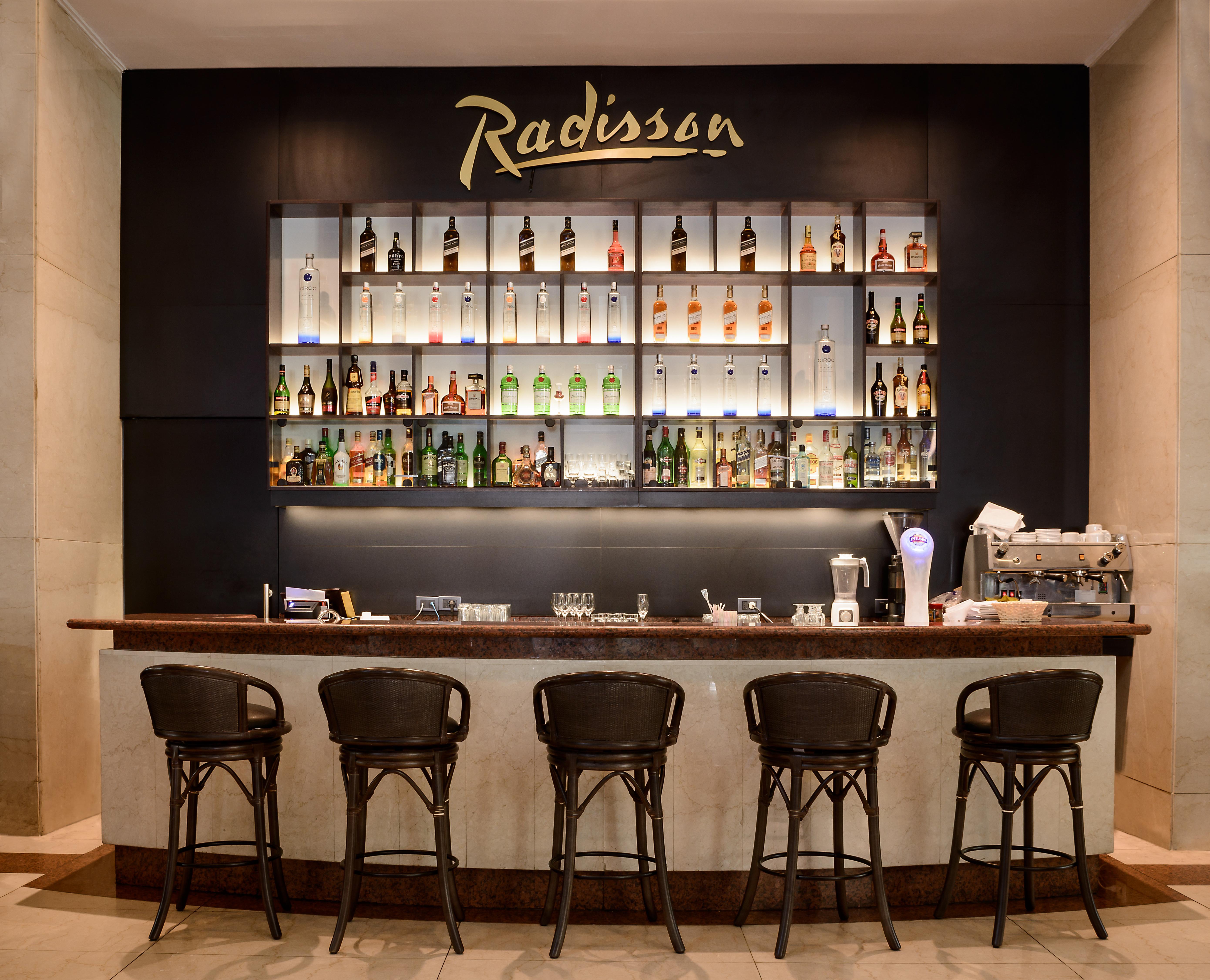 Radisson Victoria Plaza Hotel 5*