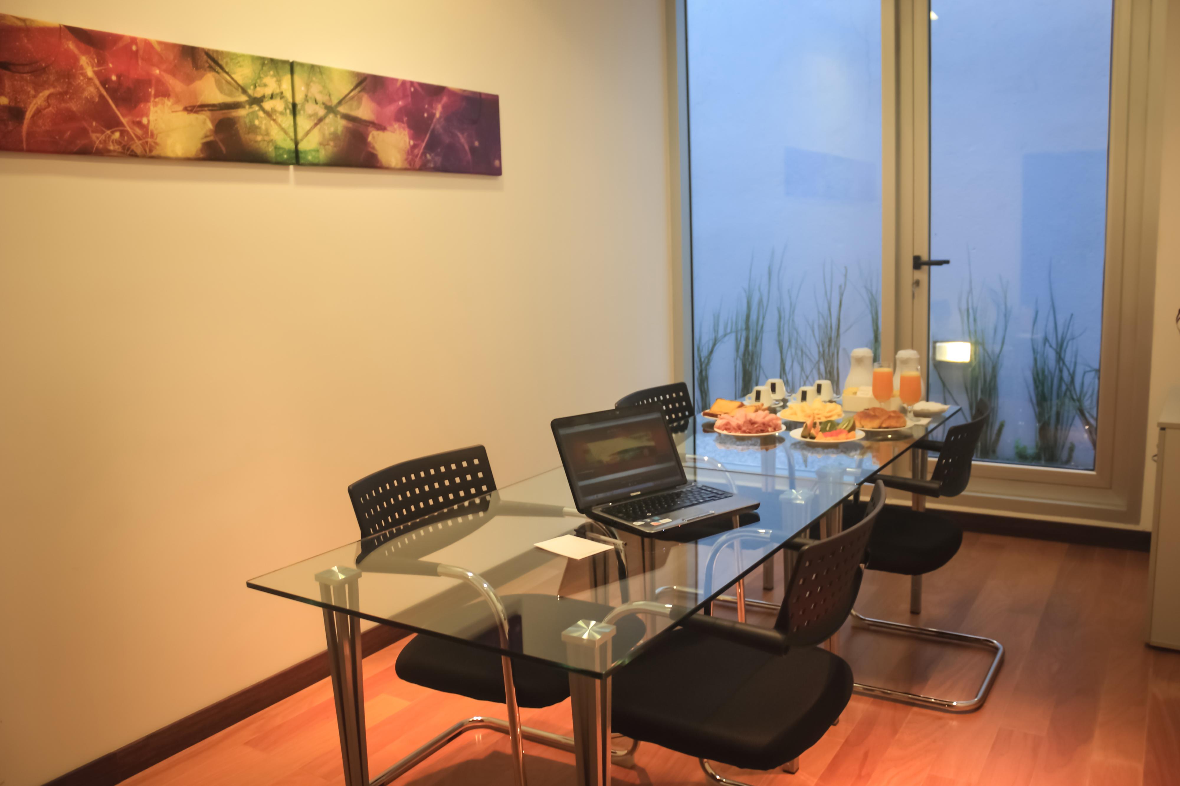 Axsur Design 4* Montevideo
