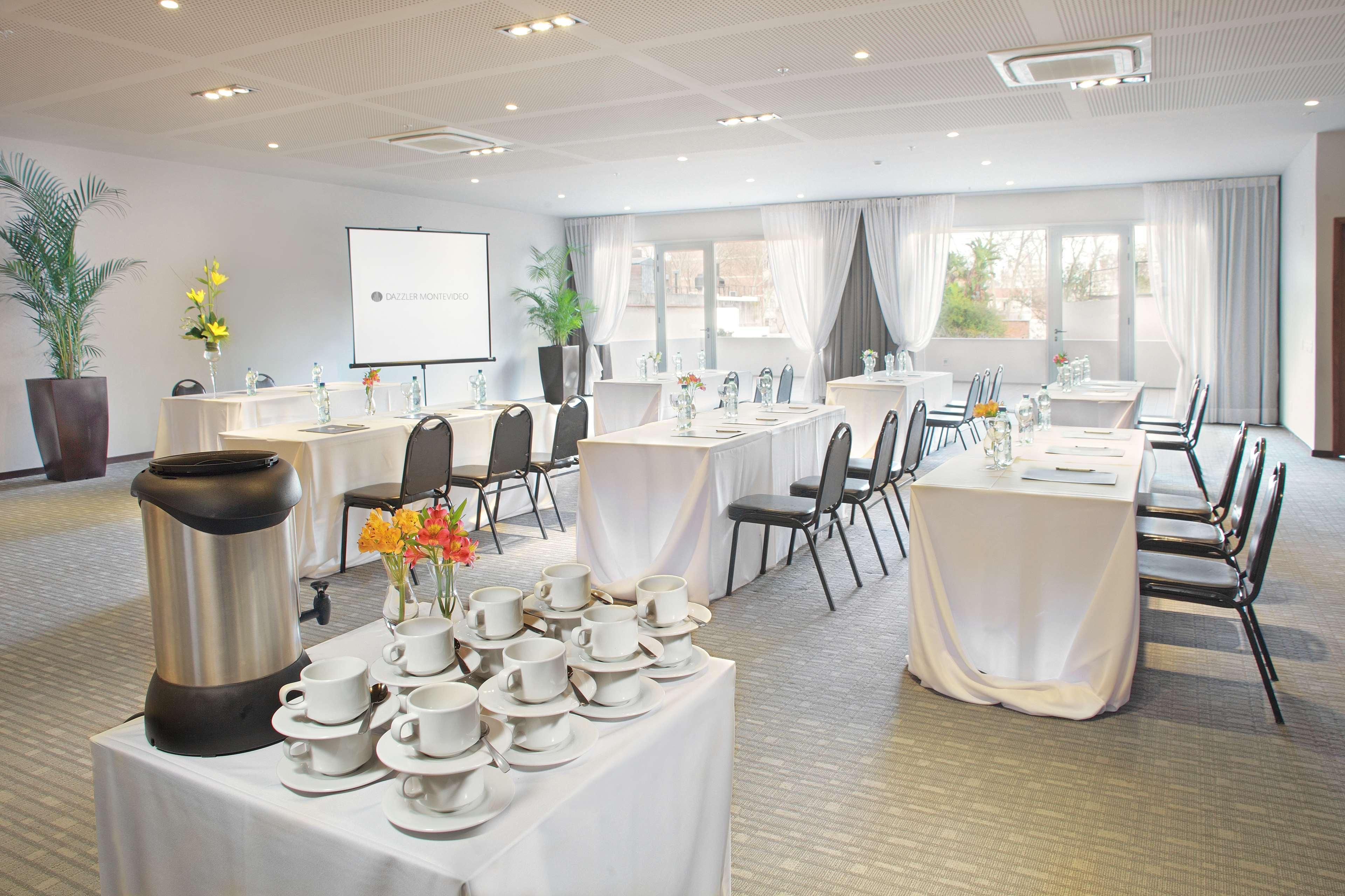 Hotel Dazzler By Wyndham Montevideo