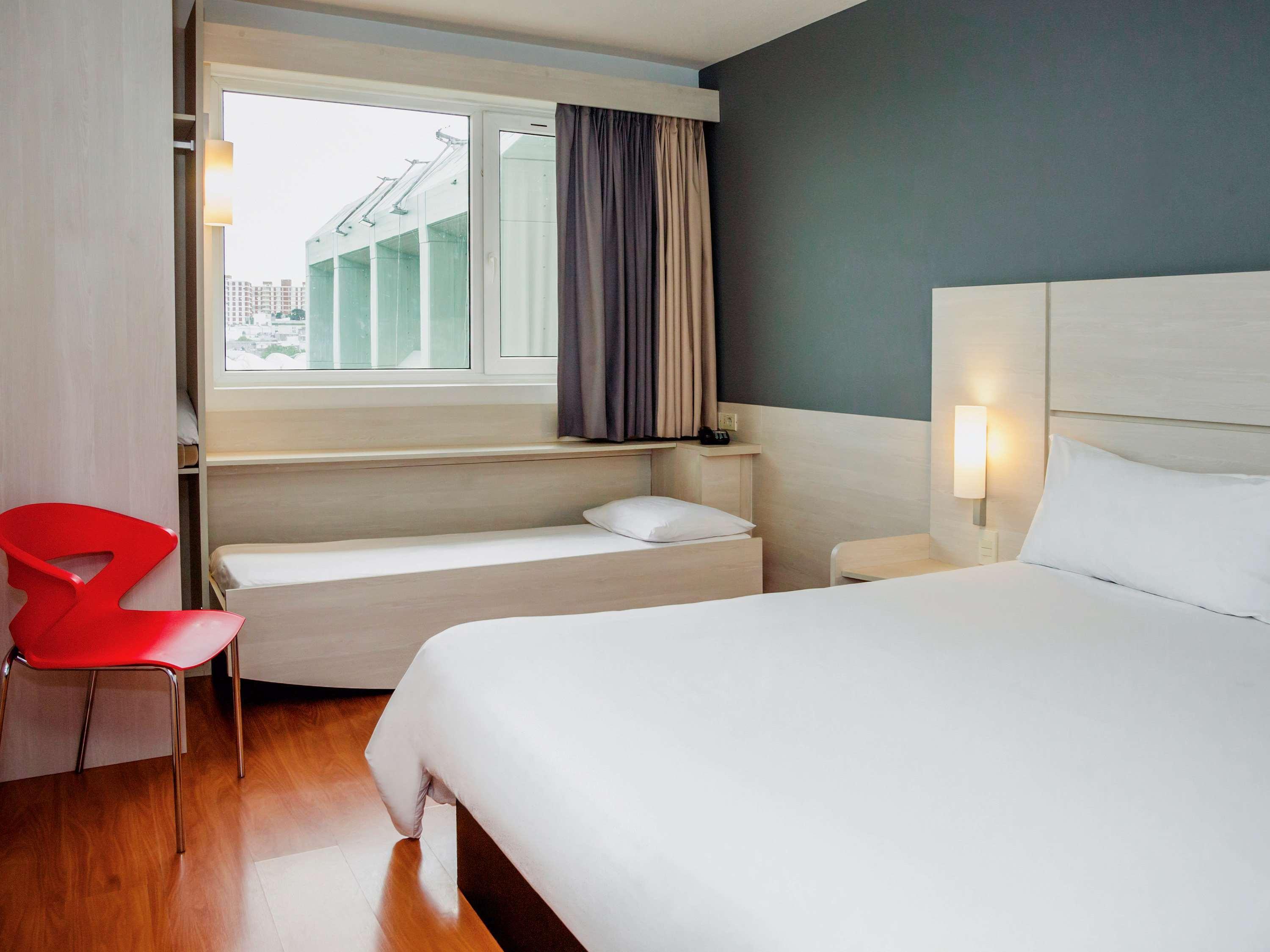 Hotel Ibis Rambla 3*