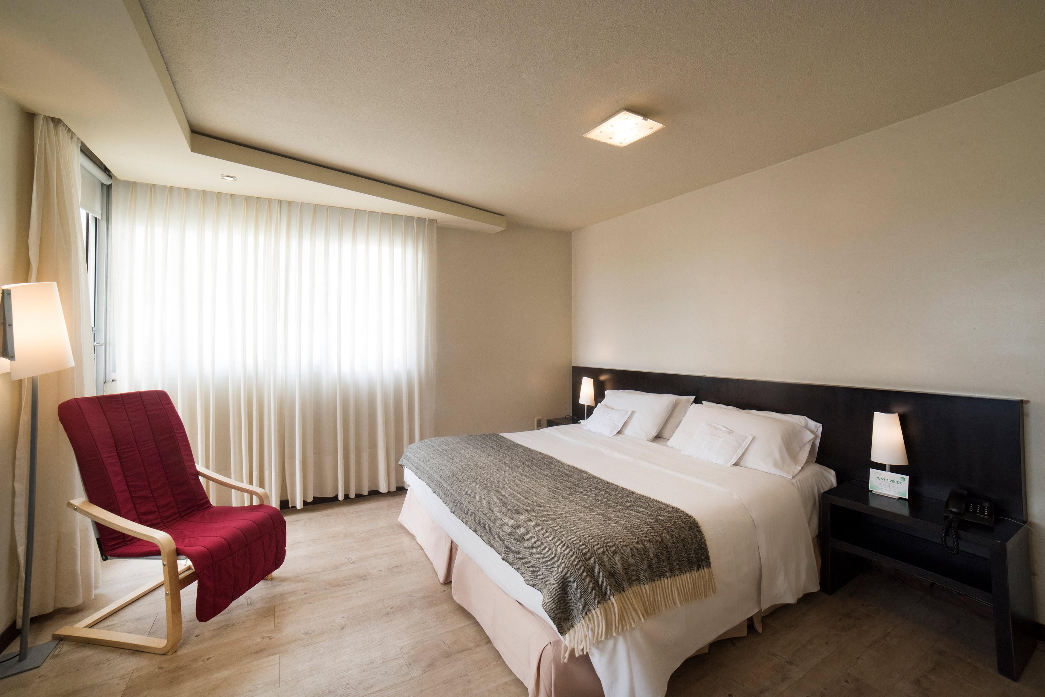 Hotel 27