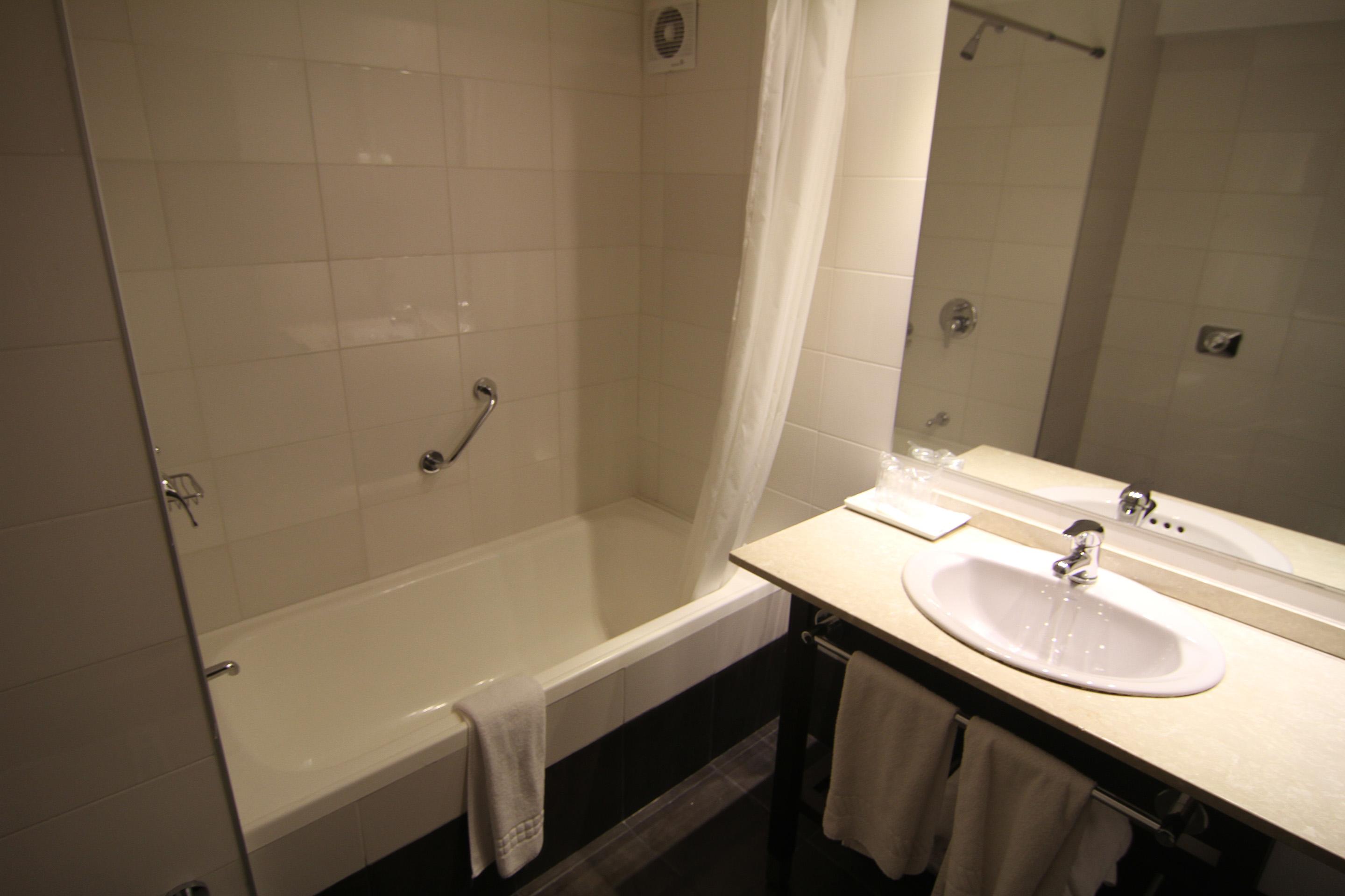 Crystal Tower Hotel 4*