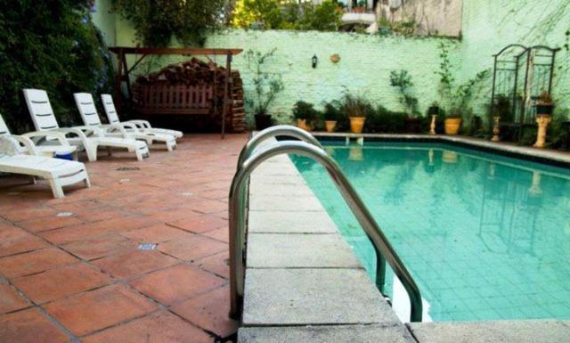 Ukelele Hostal *