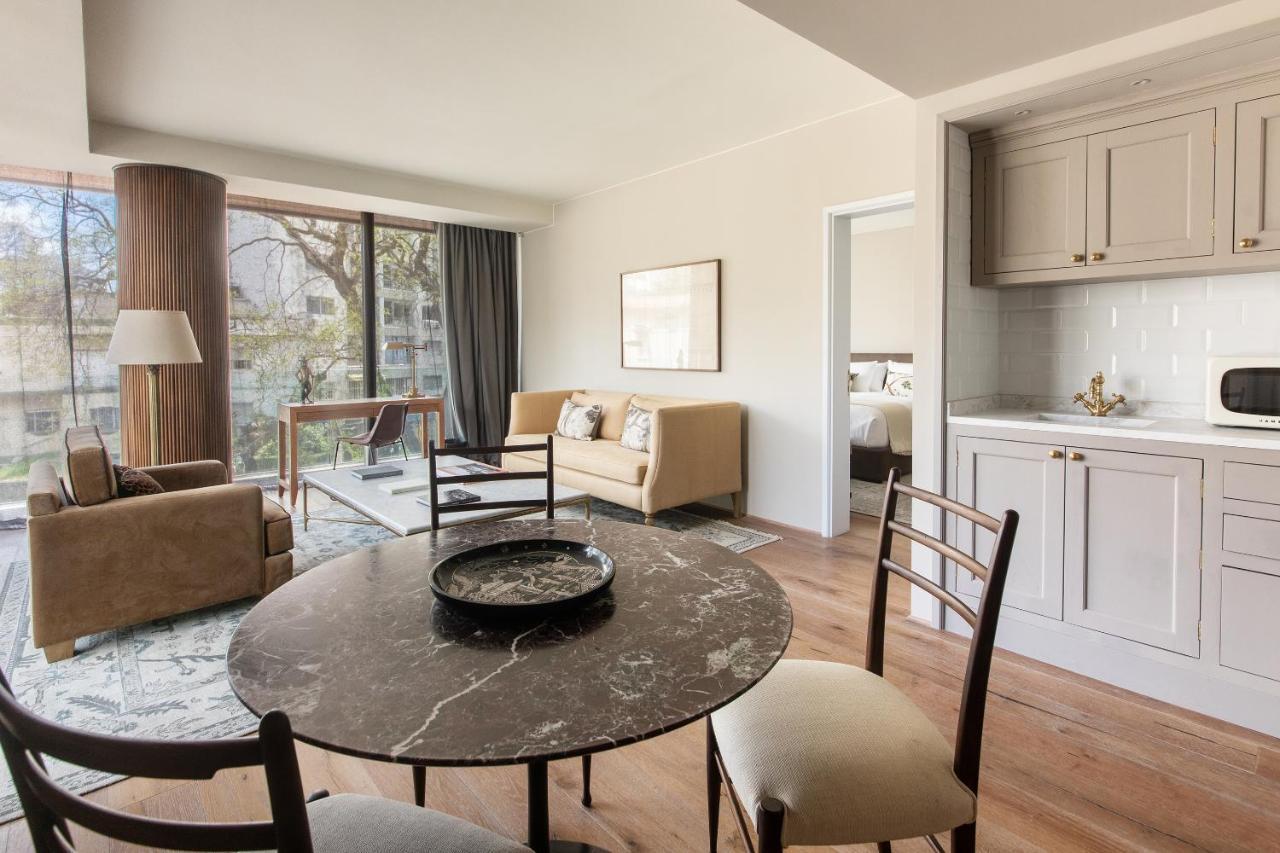 - Leading Of The World 5* Montevideo