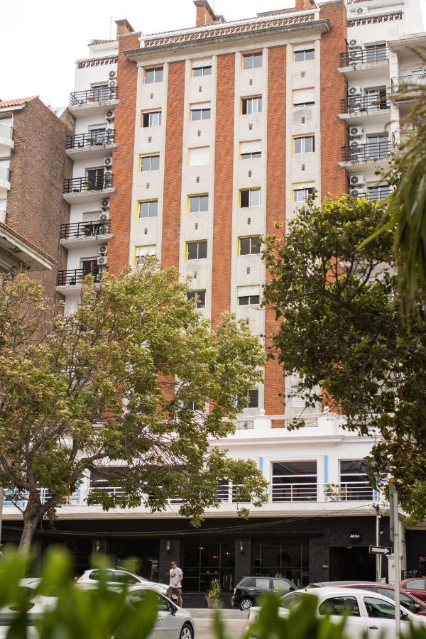 Hotel Selina *