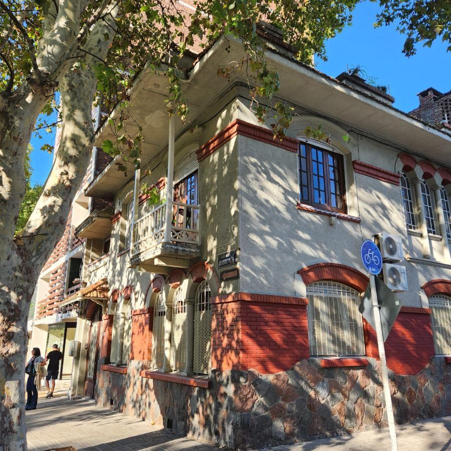 Youki Haus * Montevideo