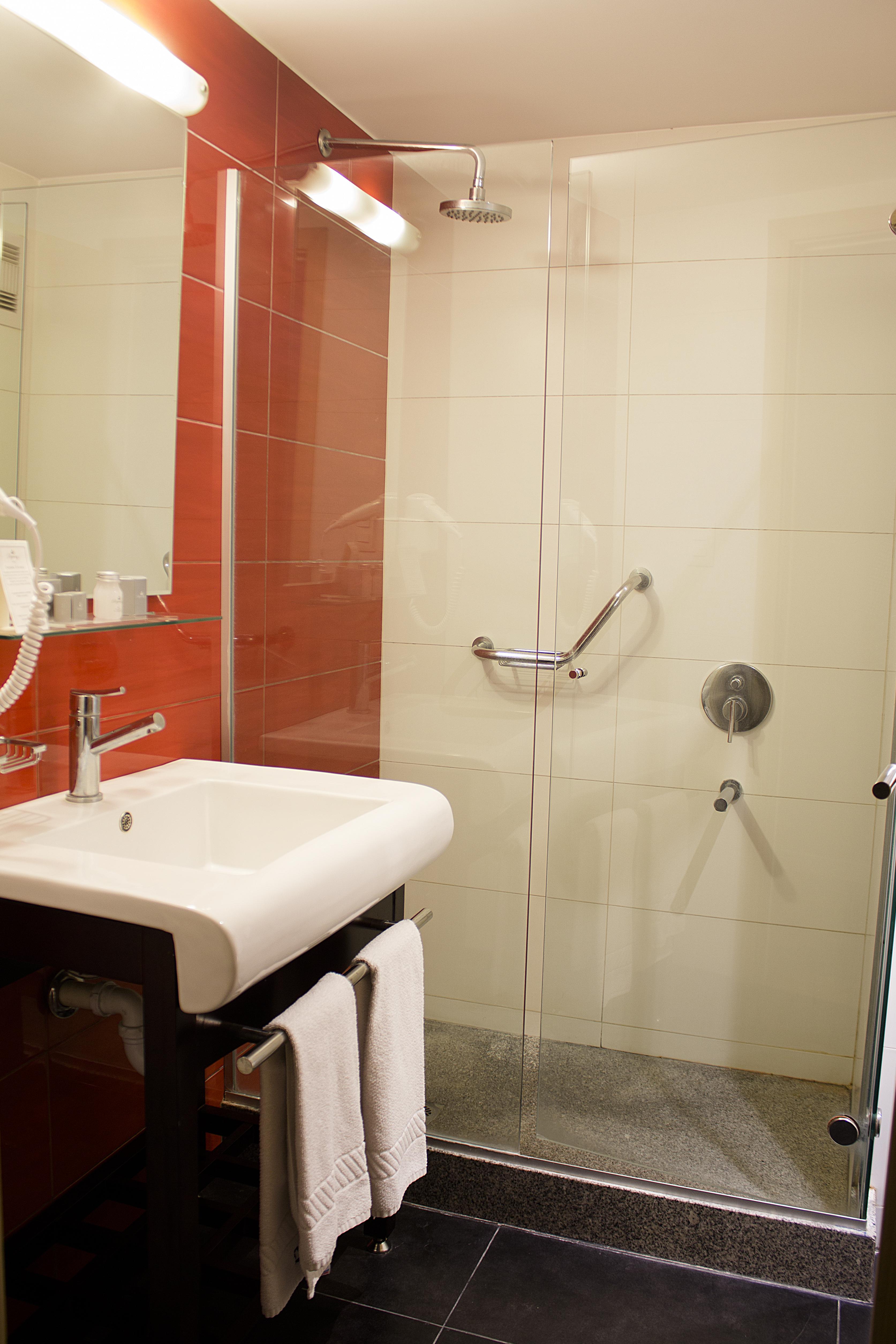 Regency Way Hotel