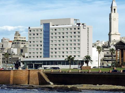 Nh Columbia Hotel 4*