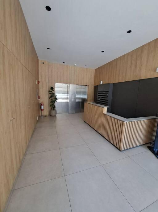 4 Personas, Nuevo, Centrico Apartamento
