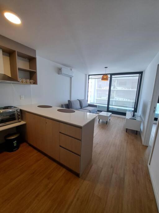 Apartamento 4 Personas, Nuevo, Centrico Montevideo