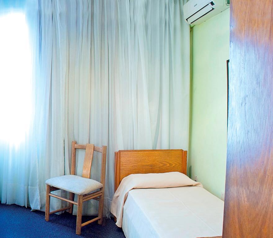 Balfer Hotel