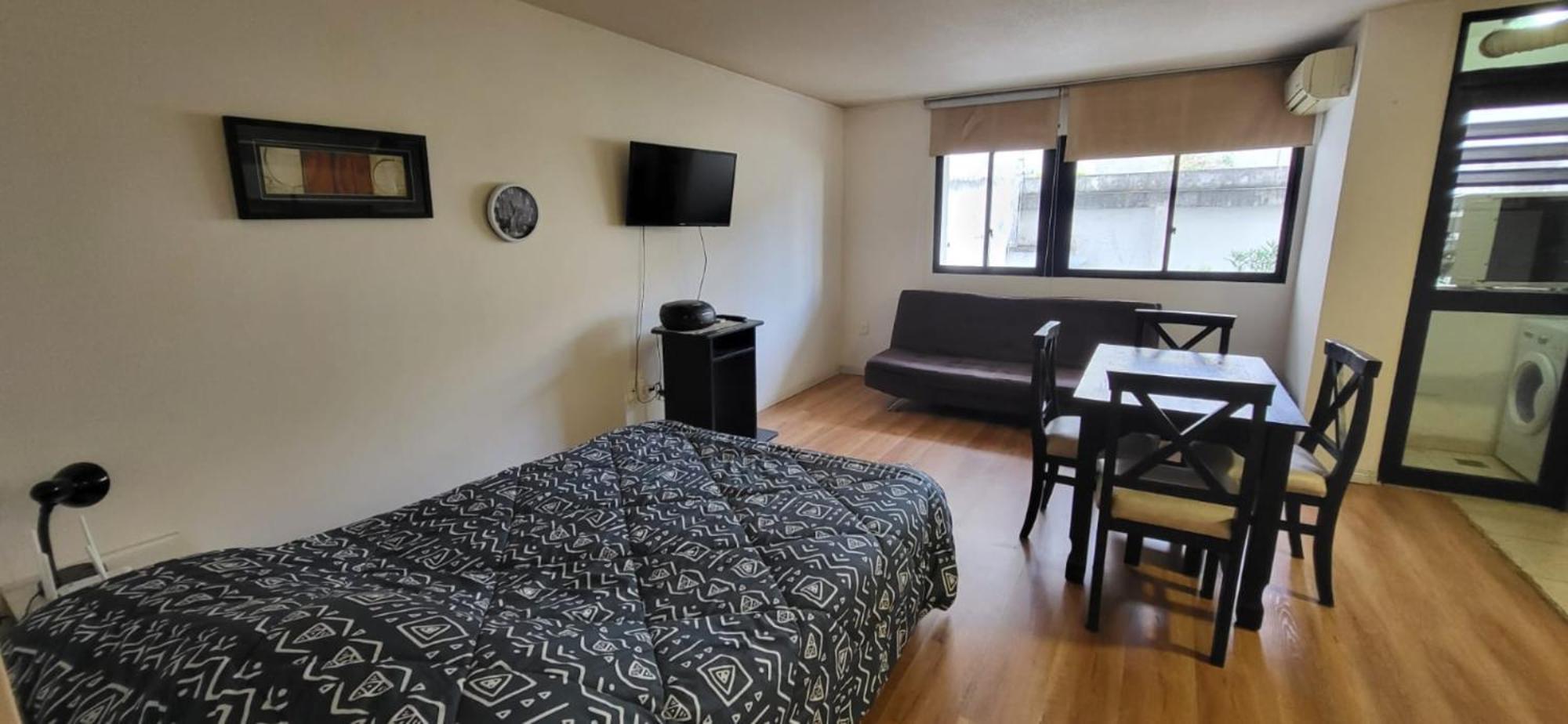 Amplio En Pocitos Apartamento