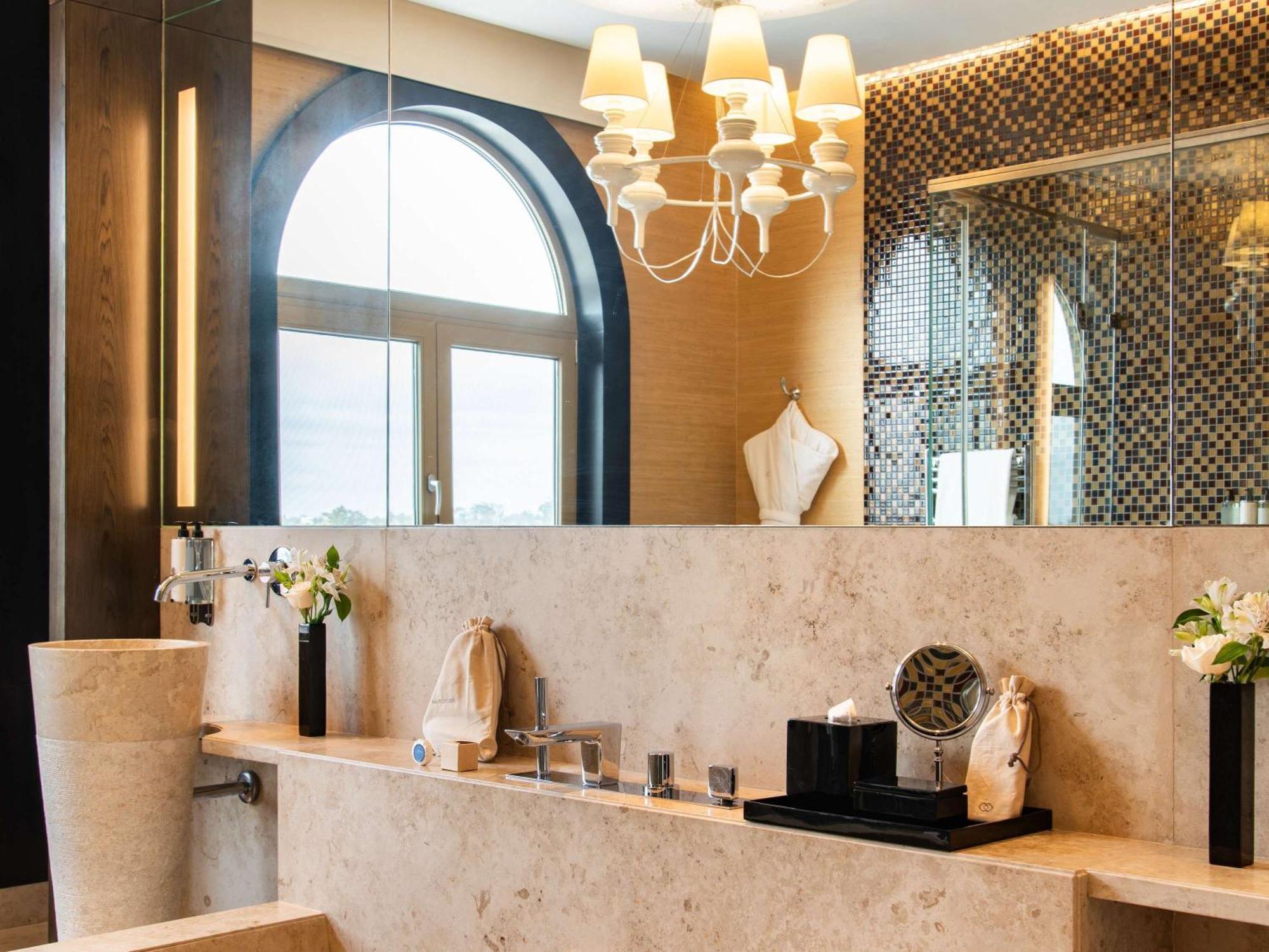 Sofitel Casino Carrasco&spa 5*