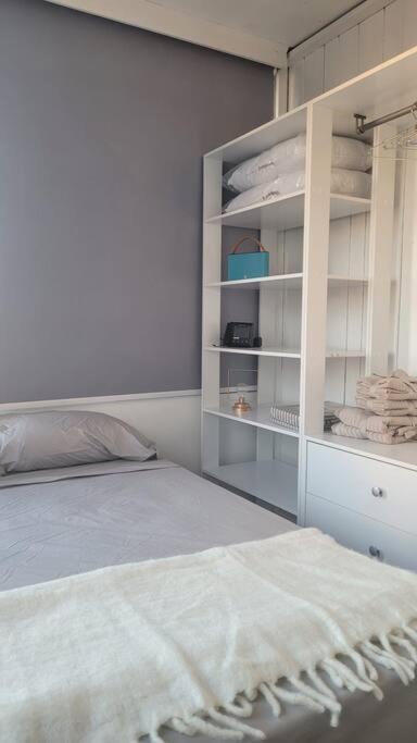 Moderno Y Minimalista En Ciudad Vieja * Montevideo