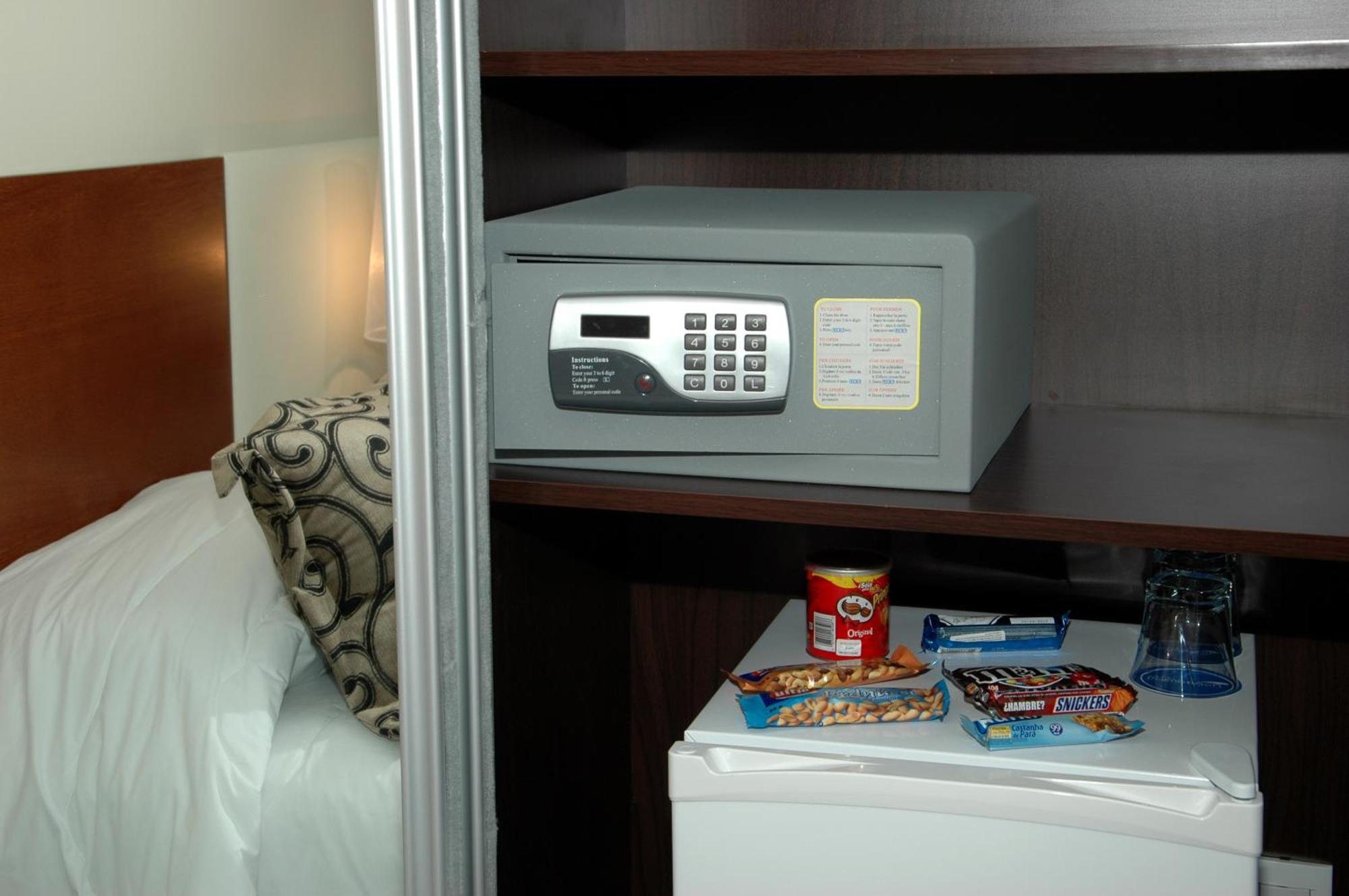 Hotel Palm Plaza 4*