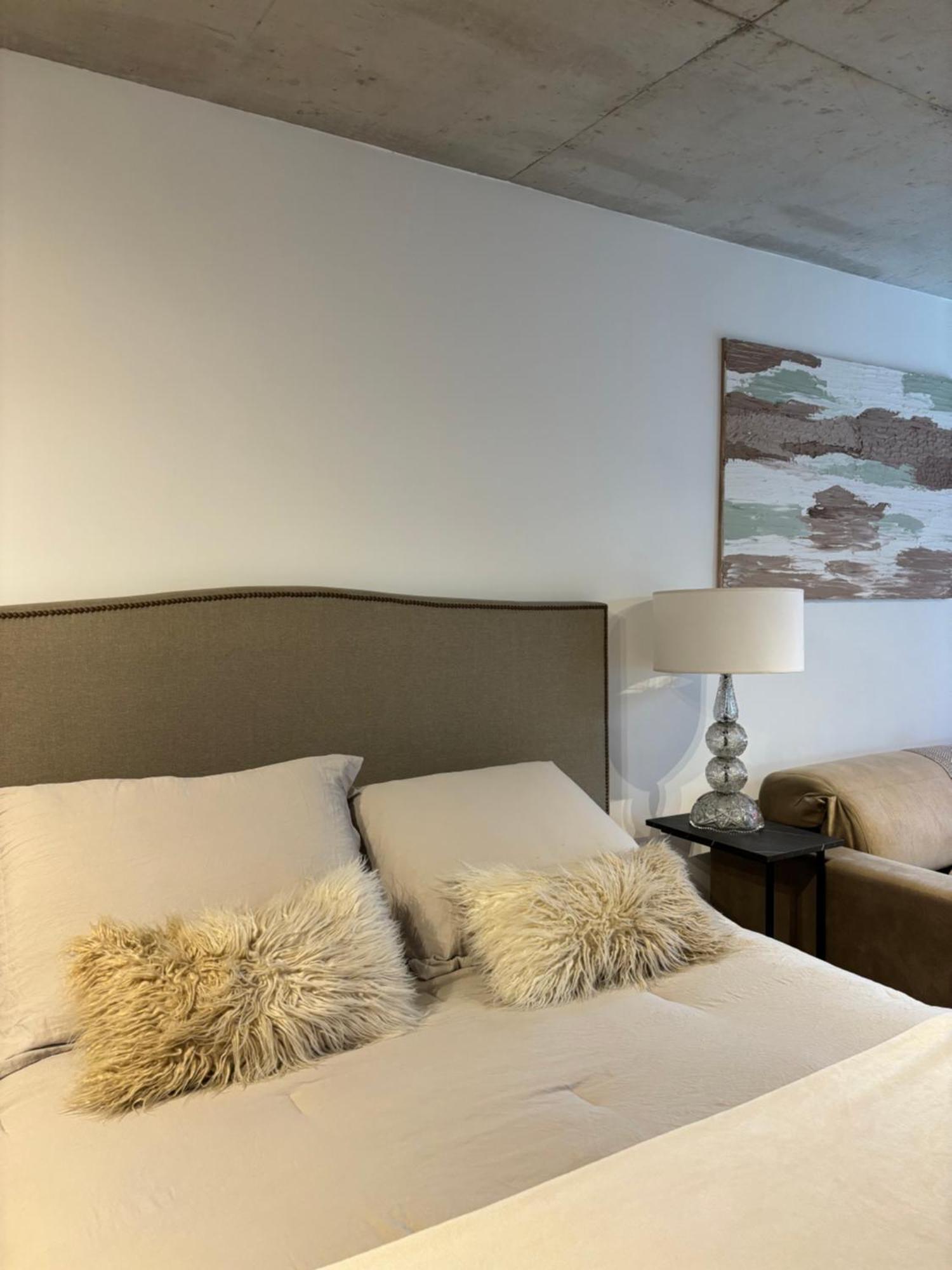 Apartamento De Lujo En Pocitos - Rambla - Playa - Shopping - Wtc *