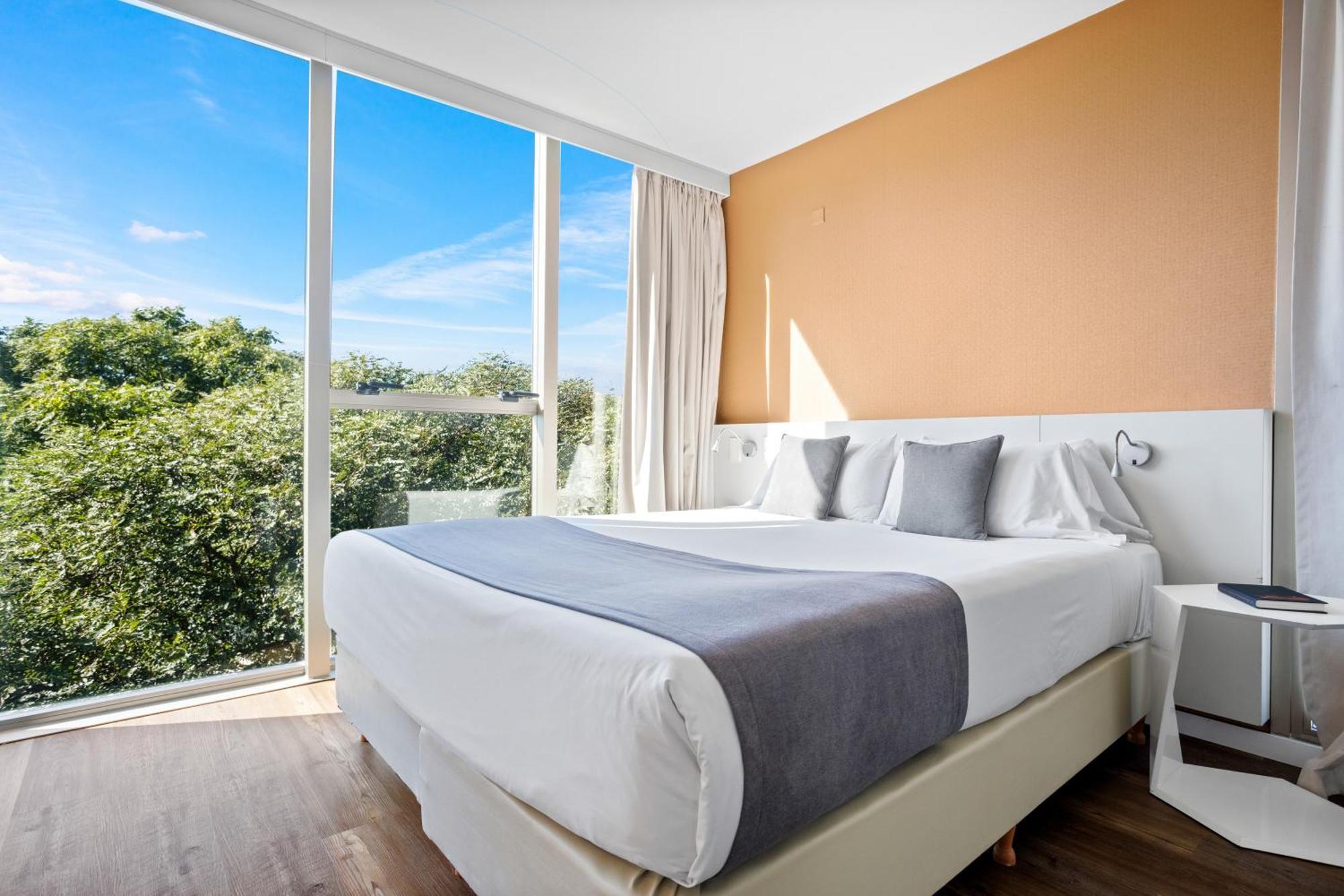 Hotel Own 4*