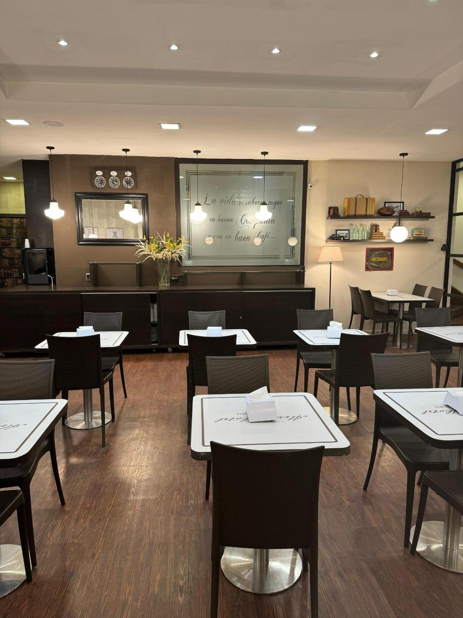 Hotel Alvear 3*