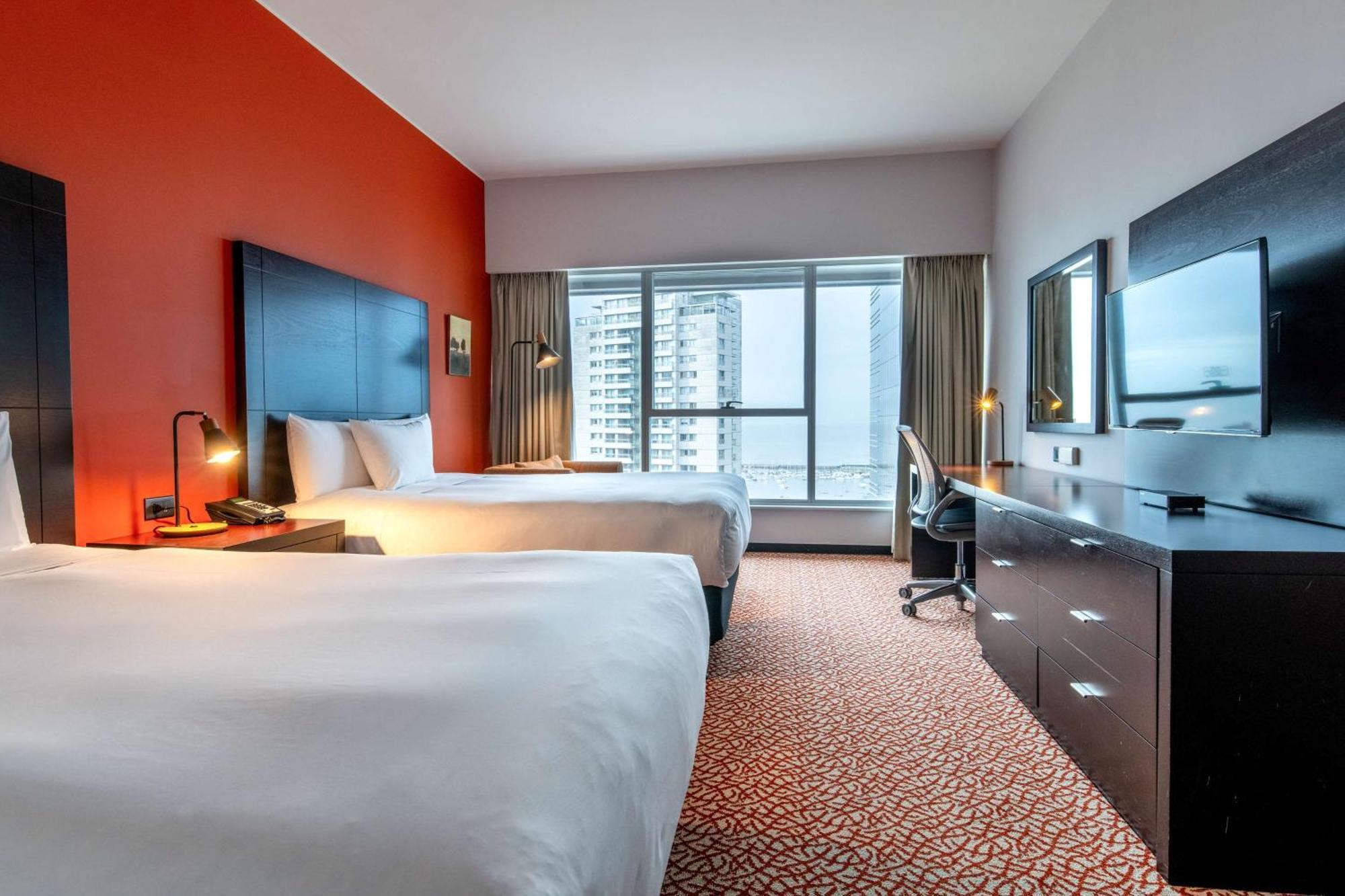 Hilton Garden Hotel 4*
