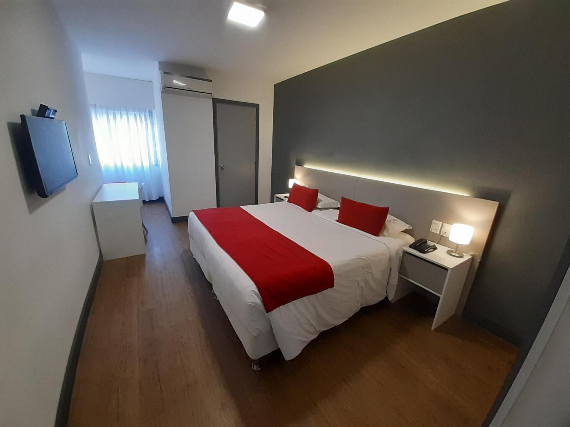 Oxford Hotel