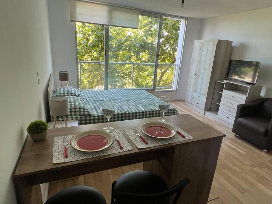 Apartamento Hermoso Y Monoambiente En Tres Cruces