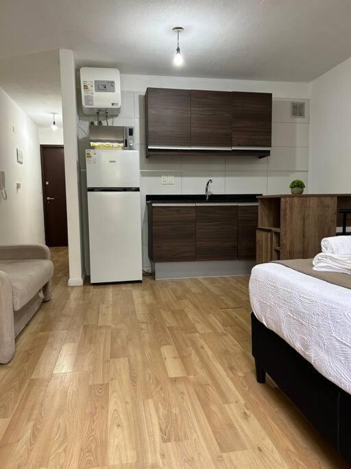 Hermoso Y Monoambiente En Tres Cruces Apartamento Montevideo
