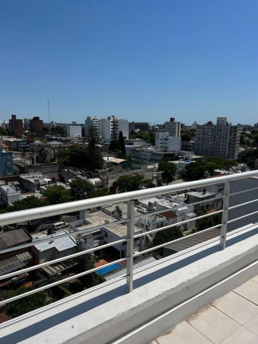 Hermoso Y Monoambiente En Tres Cruces Apartamento