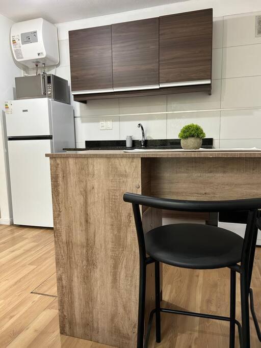 Apartamento Hermoso Y Monoambiente En Tres Cruces Montevideo