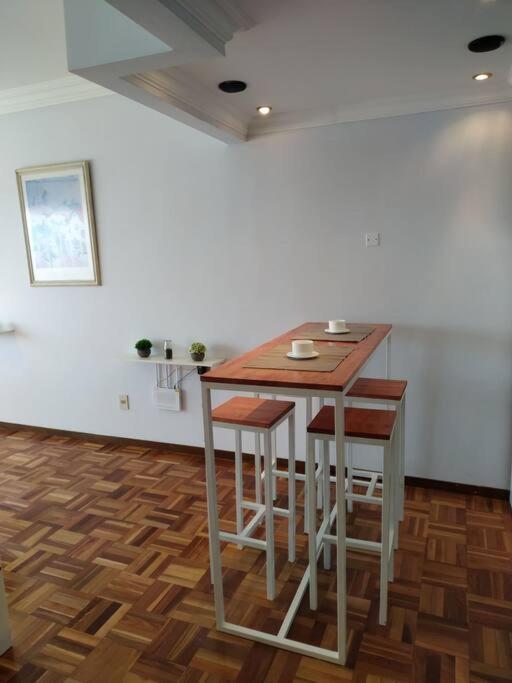 Moderno Apto En Piso 9 Con Vista A Playa Pocitos! Apartamento *