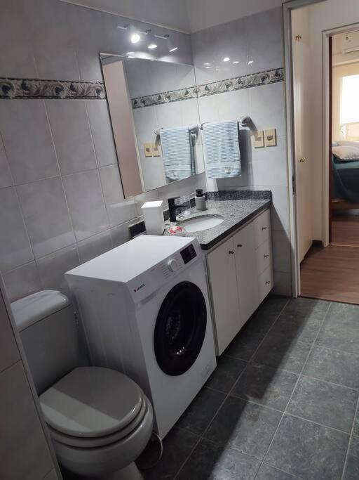 Apartamento Moderno Apto En Piso 9 Con Vista A Playa Pocitos! *