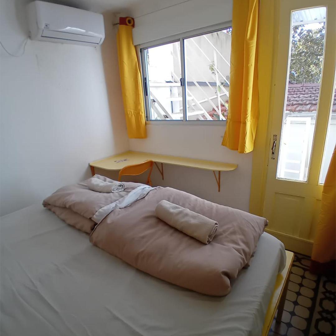 Youki Haus Hostal *