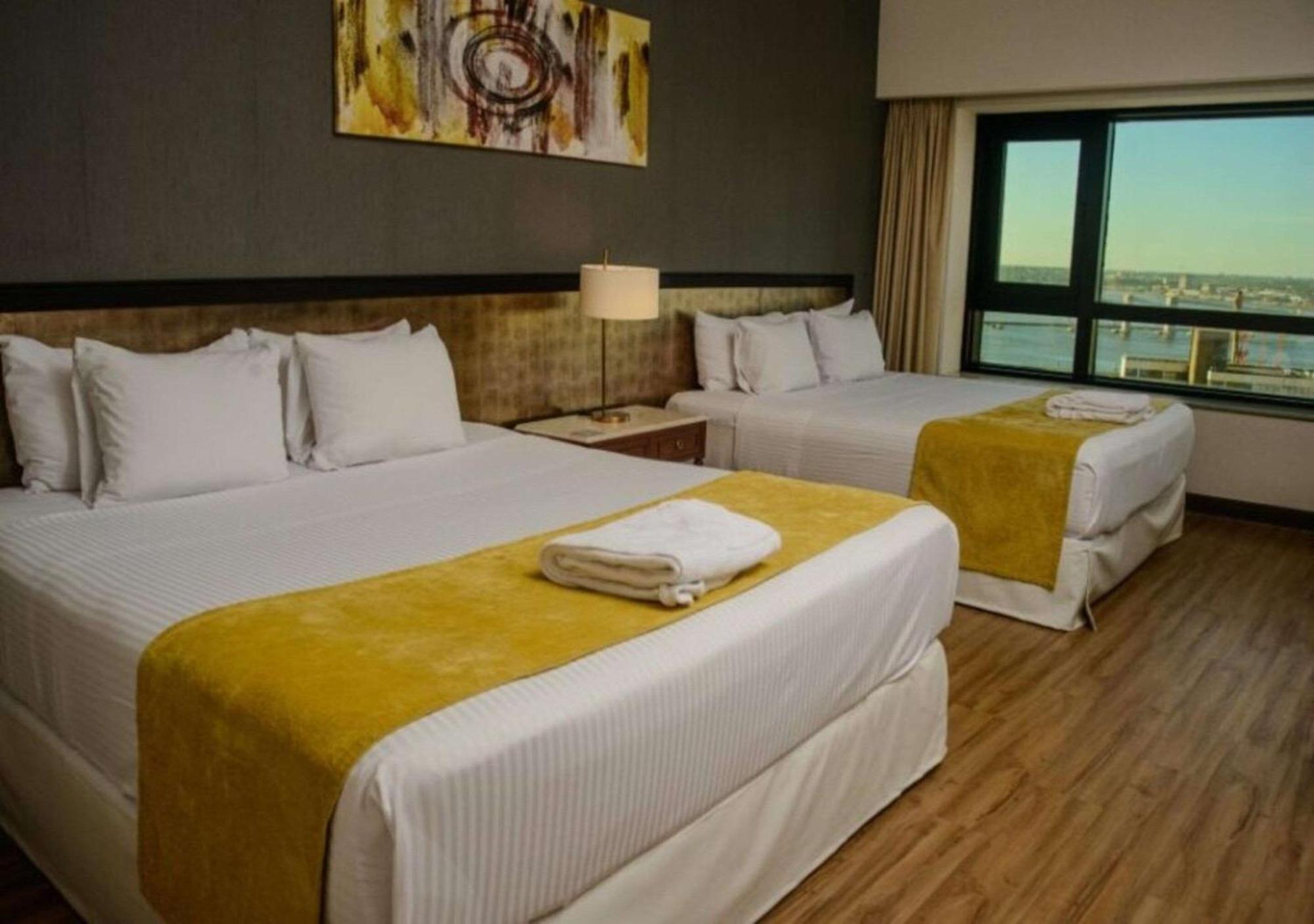 Hotel Radisson Victoria Plaza 5*