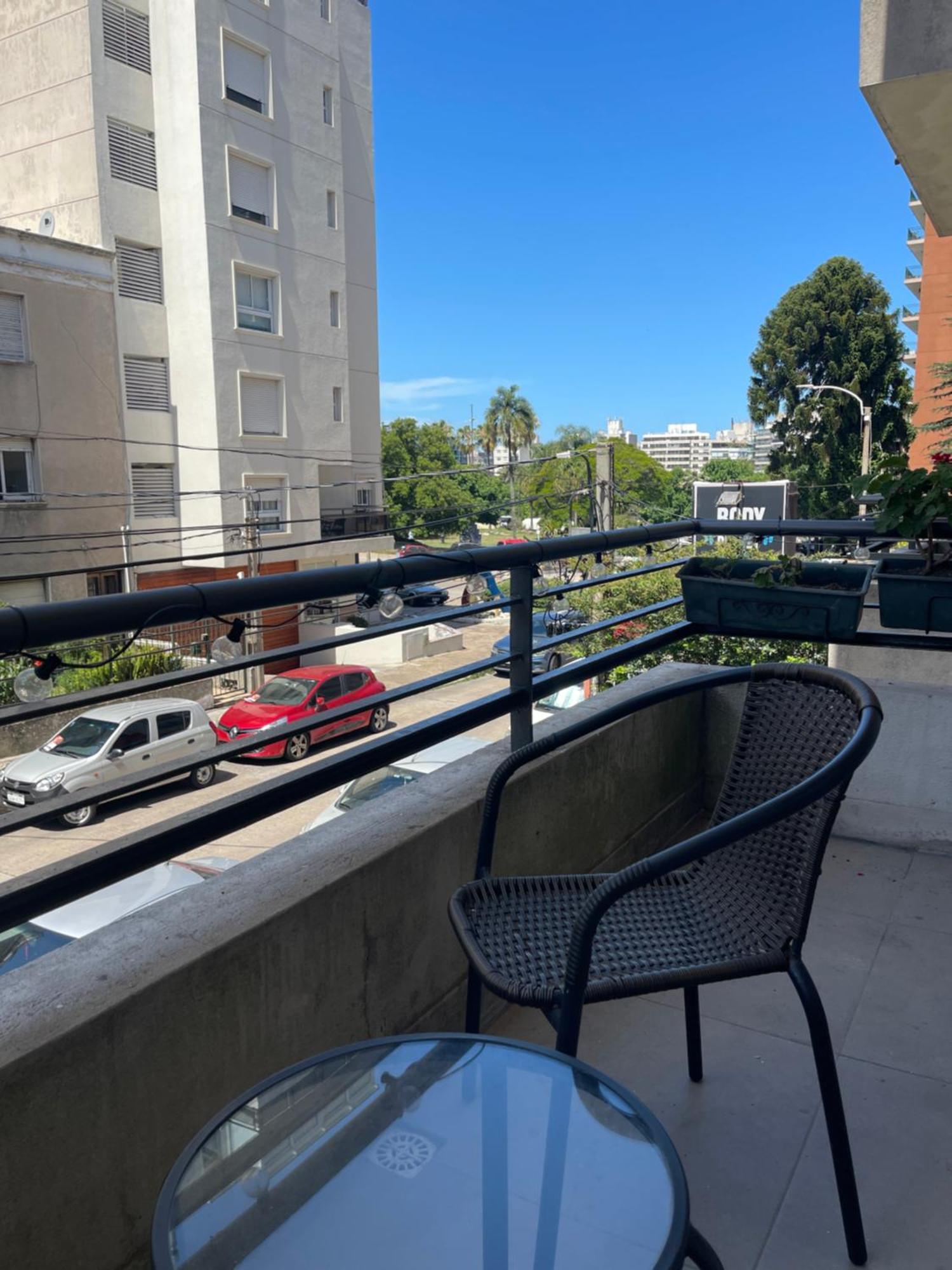 Apartment Stylish With Balcony Cozy In Excellent Location